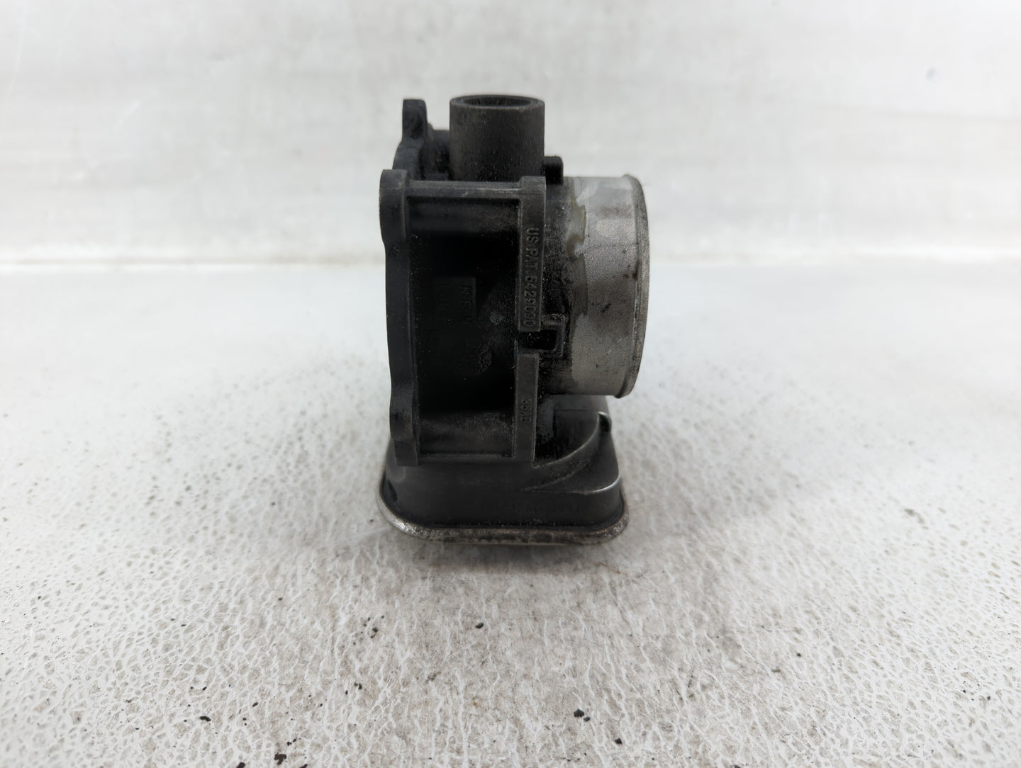 2011-2014 Chrysler 200 Throttle Body P/N:2641 Fits Fits 2007 2008 2009 2010 2011 2012 2013 2014 2015 2016 2017 2018 OEM Used