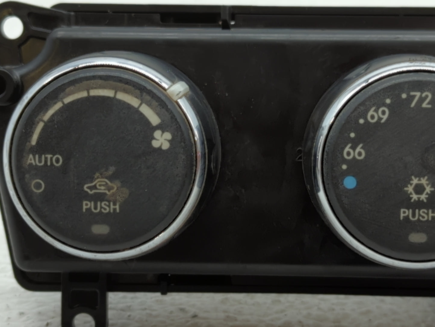 2011-2014 Chrysler 200 Climate Control Module Temperature AC/Heater Replacement P/N:1SW68DX8AD P55111888AI Fits OEM Used Aut