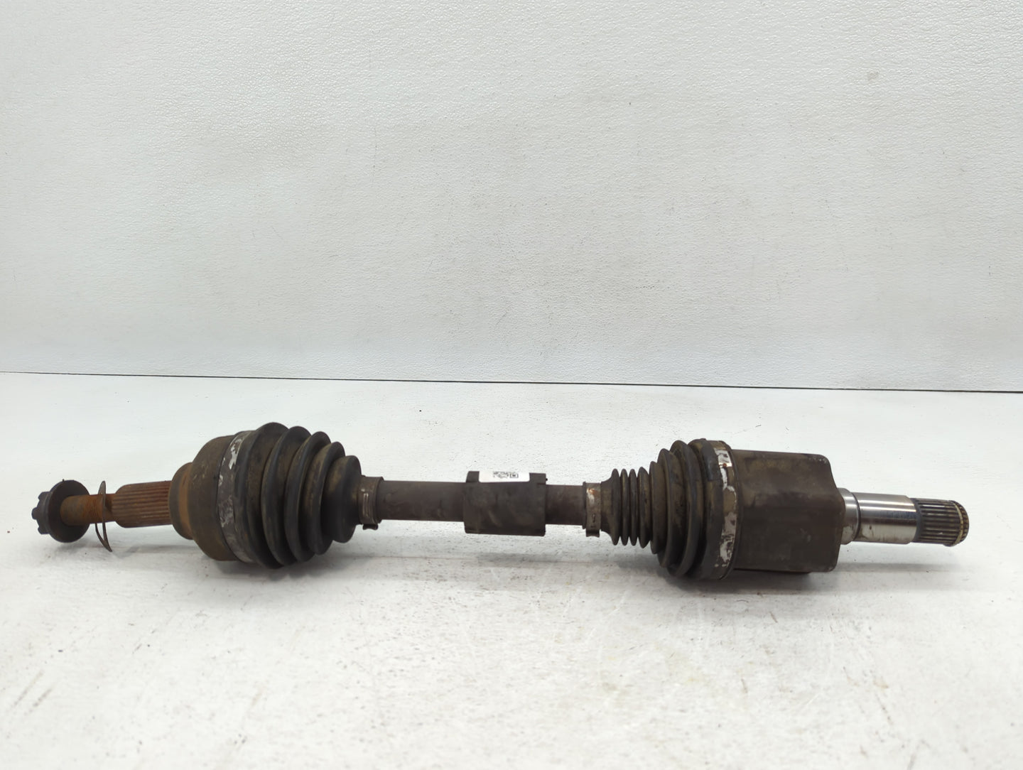 2011-2014 Chrysler 200 Axle Shaft Front Driver Cv C/v - Oemusedautoparts1.com