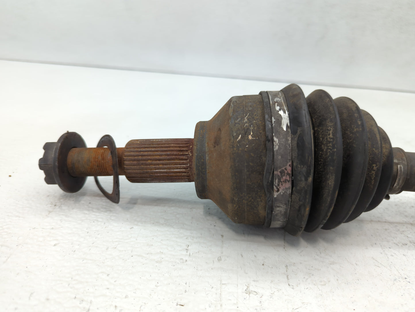 2011-2014 Chrysler 200 Axle Shaft Front Driver Cv C/v - Oemusedautoparts1.com
