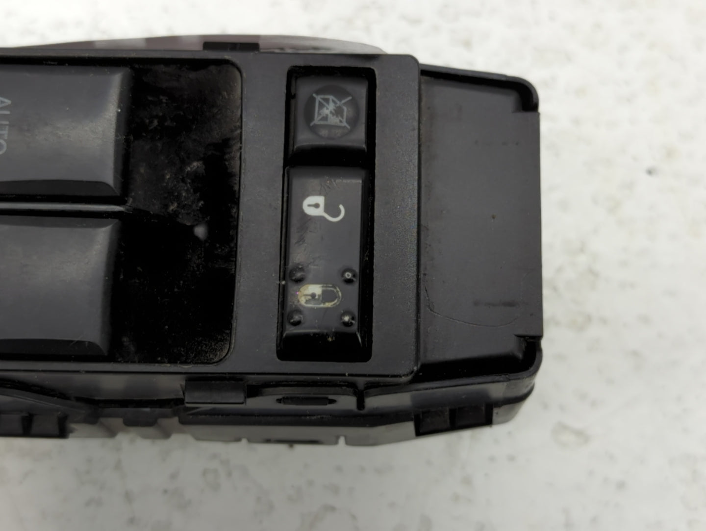 2011-2014 Chrysler 200 Master Power Window Switch Replacement Driver Side Left P/N:04602925AA Fits Fits 2011 2012 2013 2014 