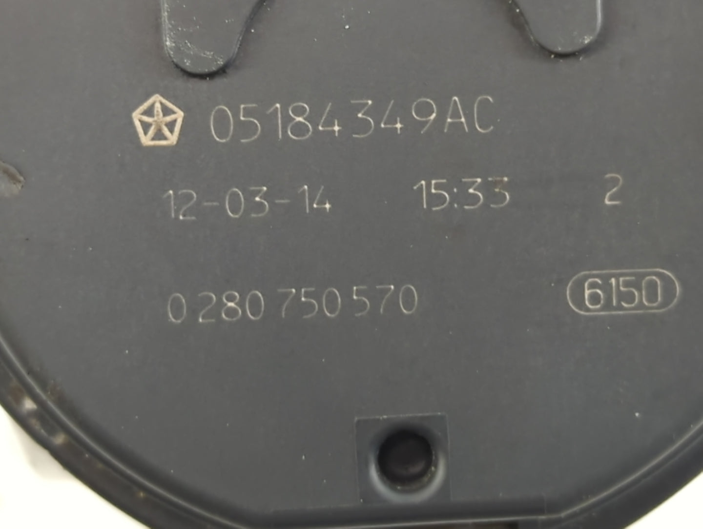 2011-2017 Chrysler 200 Throttle Body P/N:0 280 750 570 05184349AC Fits OEM Used Auto Parts - Oemusedautoparts1.com