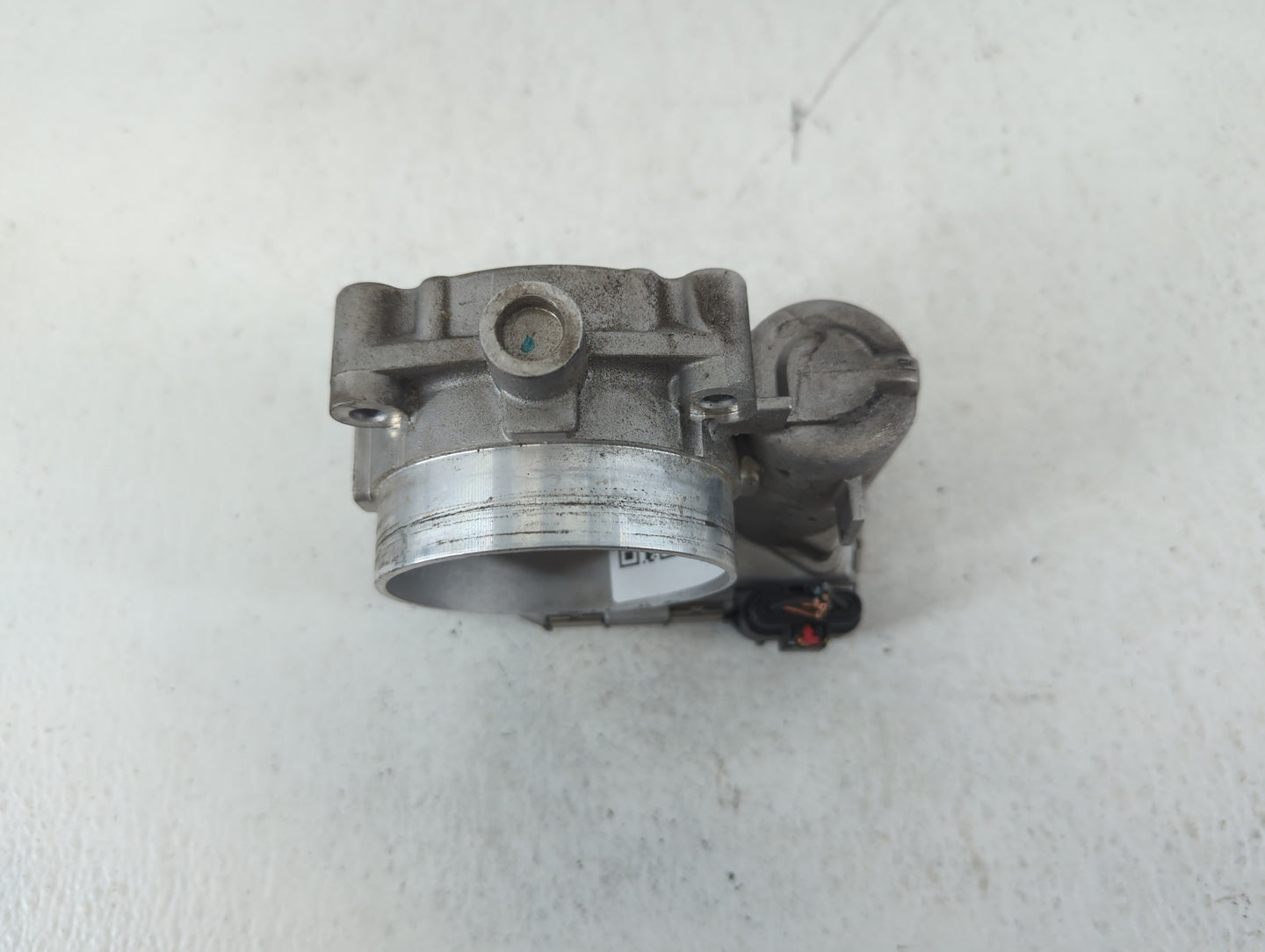 2011-2017 Chrysler 200 Throttle Body P/N:05184349AC 0 280 750 570 Fits OEM Used Auto Parts - Oemusedautoparts1.com