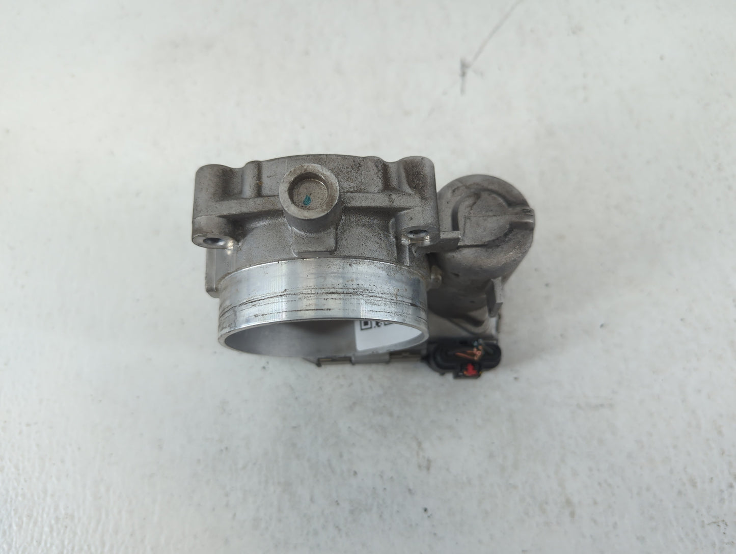 2011-2017 Chrysler 200 Throttle Body P/N:05184349AC 0 280 750 570 Fits OEM Used Auto Parts - Oemusedautoparts1.com