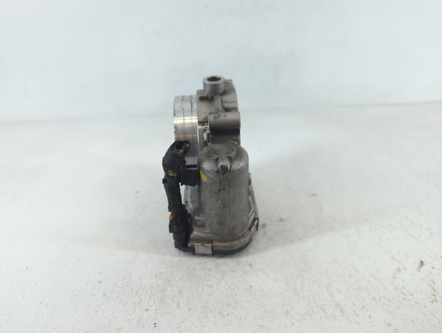 2011-2017 Chrysler 200 Throttle Body P/N:05184 349AC Fits Fits 2011 2012 2013 2014 2015 2016 2017 2018 2019 2020 2021 2022 O