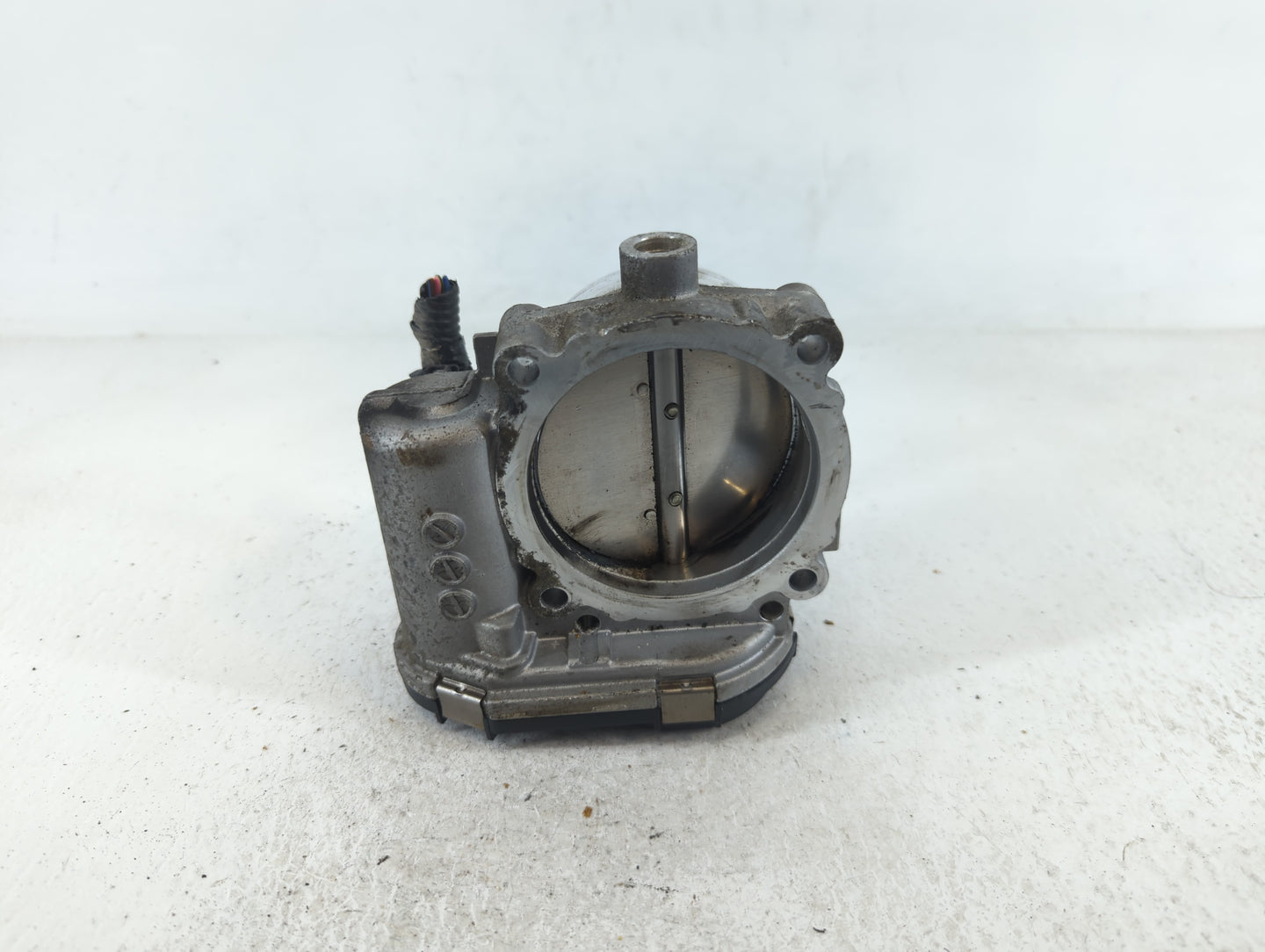 2011-2017 Chrysler 200 Throttle Body P/N:0 280 750 570 05184349AC Fits OEM Used Auto Parts - Oemusedautoparts1.com