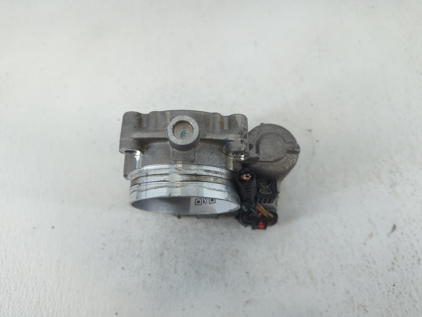 2011-2017 Chrysler 200 Throttle Body P/N:05184349AC 0 280 750 570 Fits OEM Used Auto Parts - Oemusedautoparts1.com