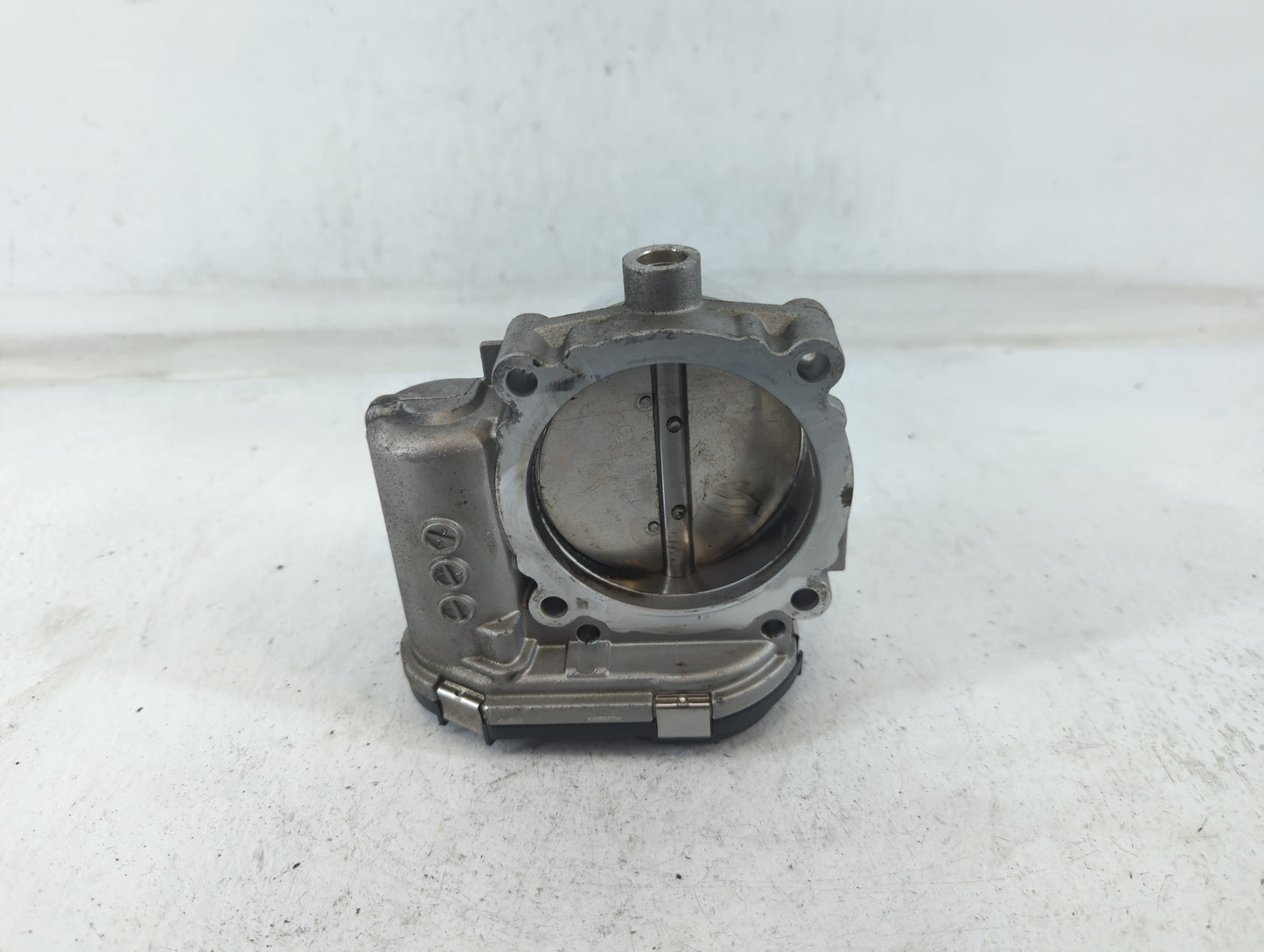 2011-2017 Chrysler 200 Throttle Body P/N:0 280 750 570 05184349AC Fits OEM Used Auto Parts - Oemusedautoparts1.com