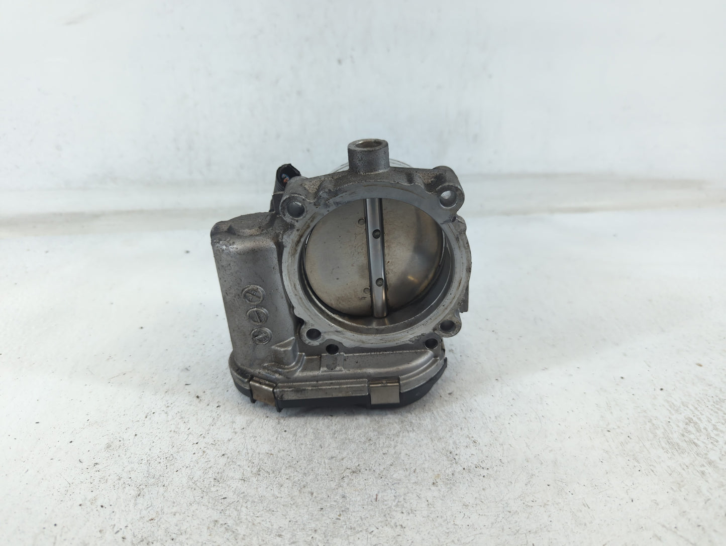 2011-2017 Chrysler 200 Throttle Body P/N:0 280 750 570 05184349AC Fits OEM Used Auto Parts - Oemusedautoparts1.com