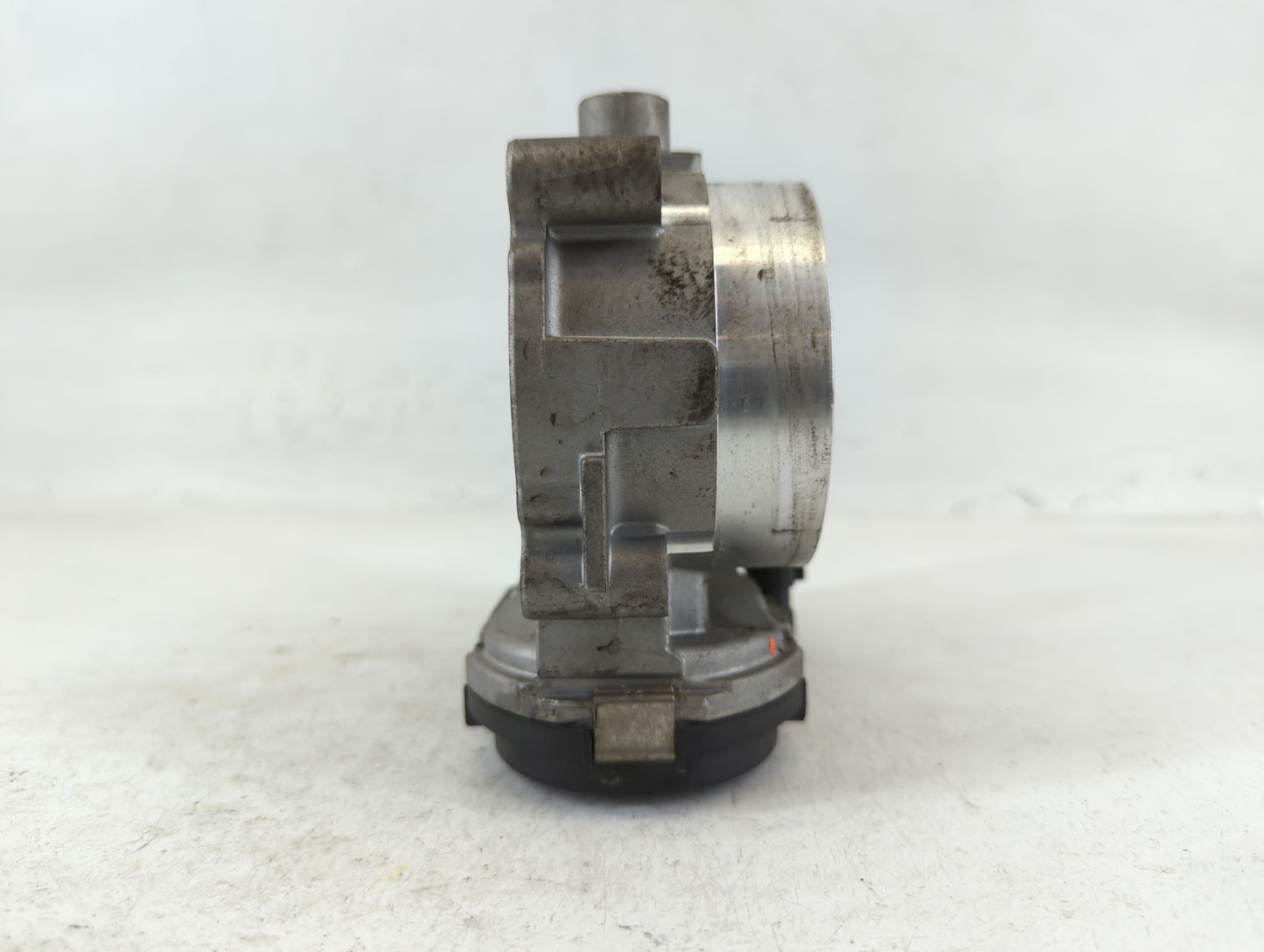 2011-2017 Chrysler 200 Throttle Body P/N:05184349AC 0 280 750 570 Fits OEM Used Auto Parts - Oemusedautoparts1.com