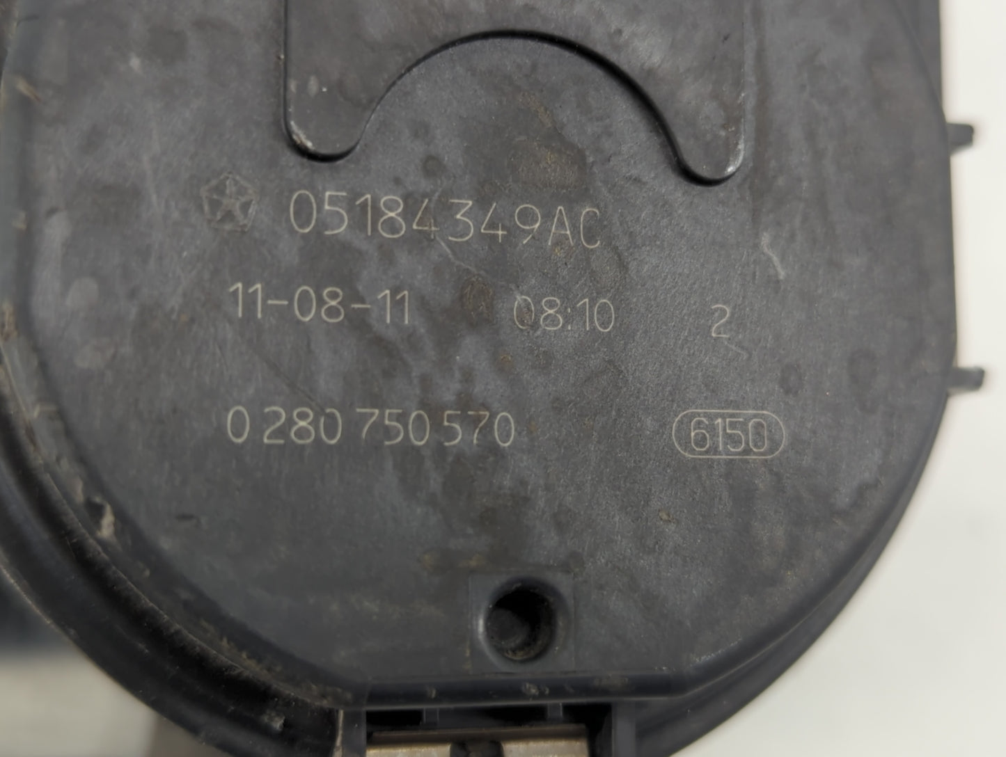 2011-2017 Chrysler 200 Throttle Body P/N:05184 349AC 0 280 750 570 Fits OEM Used Auto Parts - Oemusedautoparts1.com