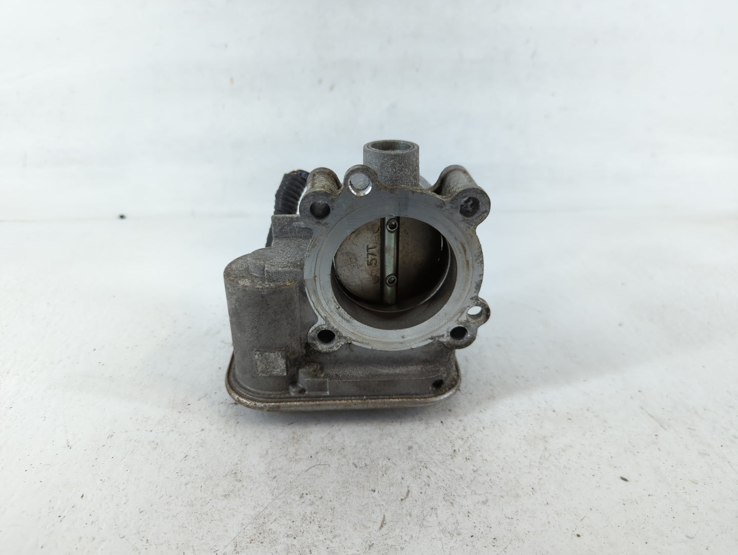 2012 Chrysler 200 Throttle Body P/N:04891735AC 3391 Fits OEM Used Auto Parts - Oemusedautoparts1.com