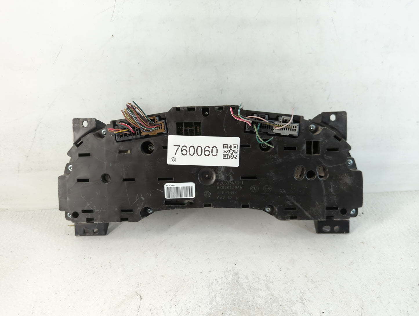 2012 Chrysler 200 Instrument Cluster Speedometer Gauges P/N:P56946514AH Fits OEM Used Auto Parts - Oemusedautoparts1.com