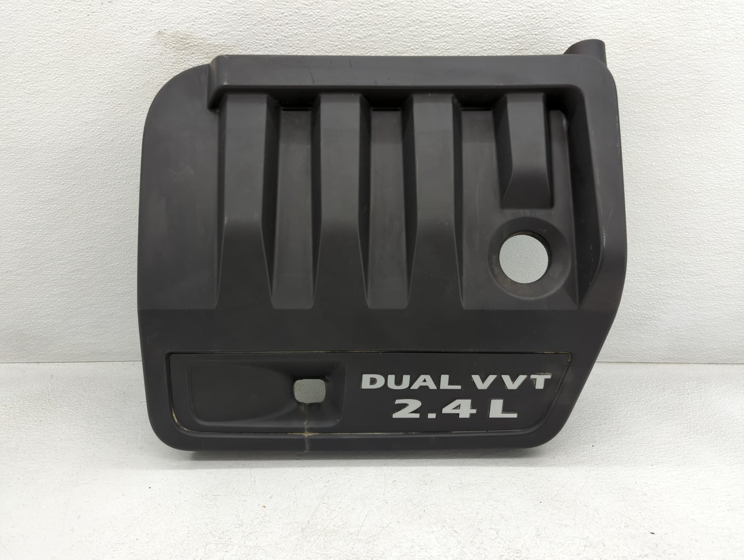 2012 Chrysler 200 Engine Cover - Oemusedautoparts1.com
