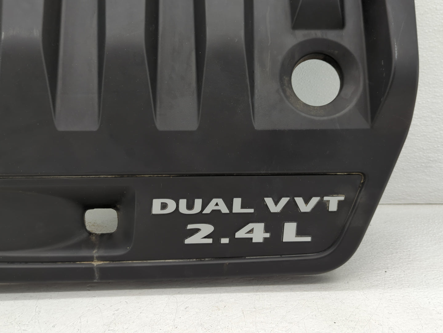 2012 Chrysler 200 Engine Cover - Oemusedautoparts1.com