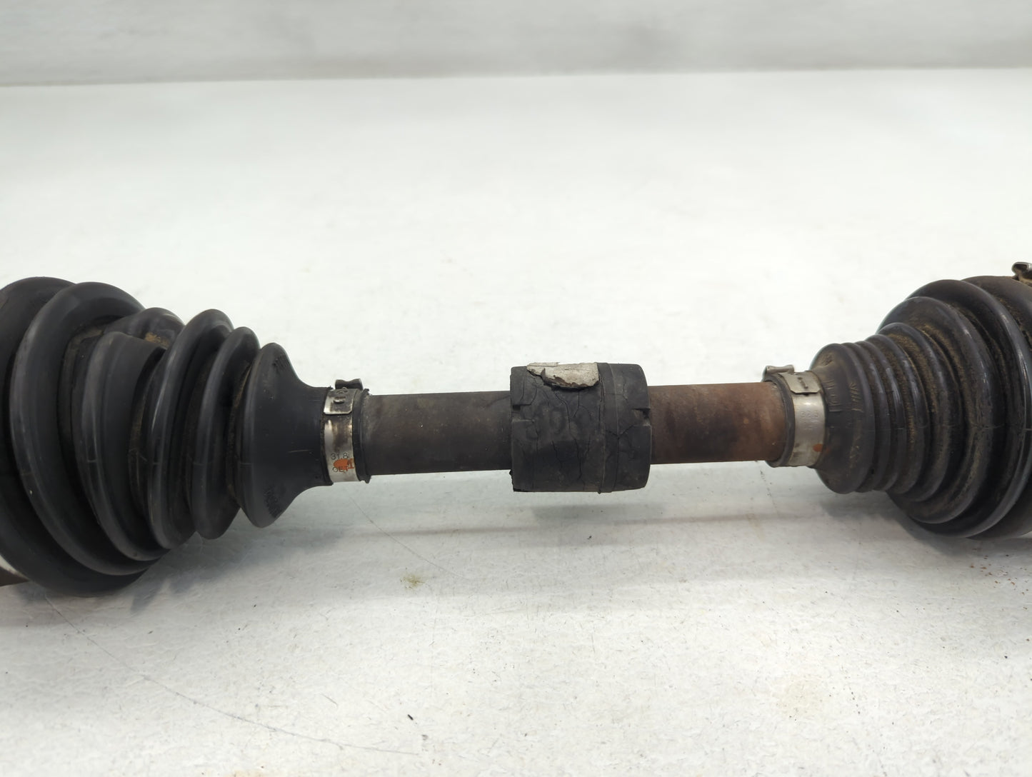 2011-2014 Chrysler 200 Axle Shaft Front Driver Cv C/v - Oemusedautoparts1.com