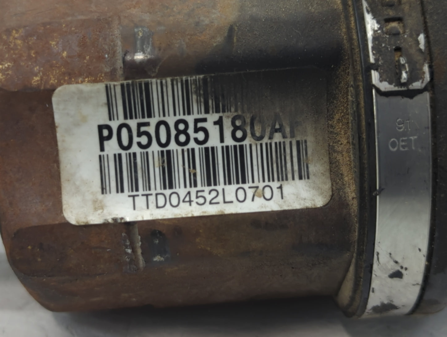 2011-2014 Chrysler 200 Axle Shaft Front Driver Cv C/v - Oemusedautoparts1.com
