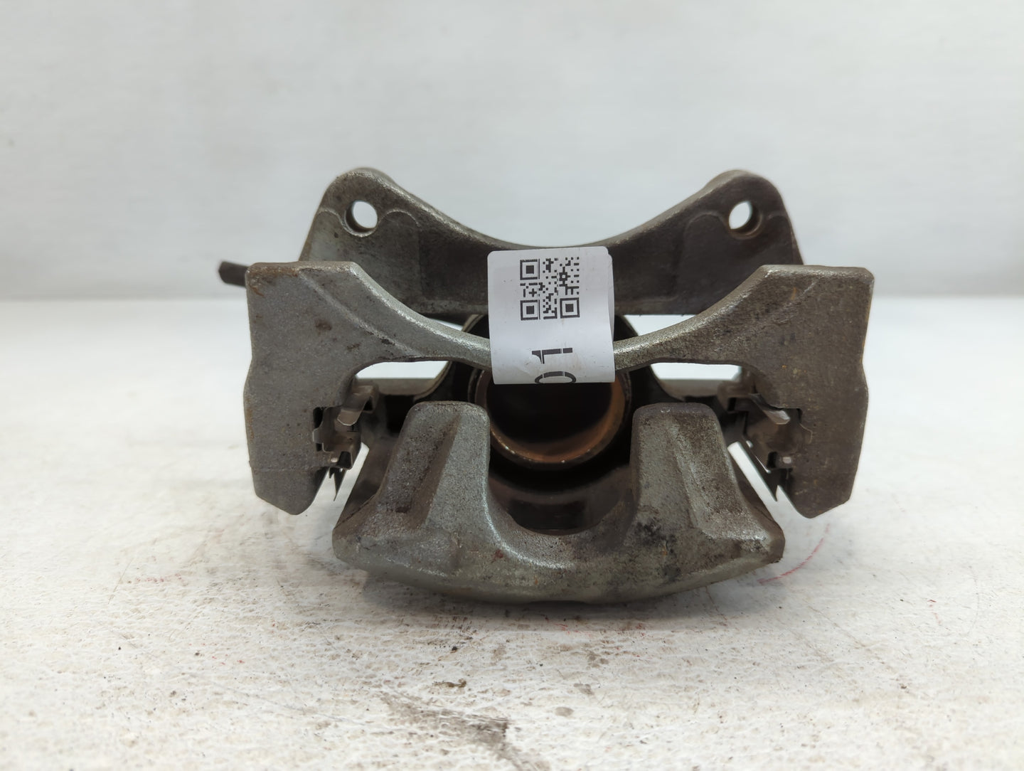 2011-2014 Chrysler 200 Front Driver Left Brake Caliper - Oemusedautoparts1.com