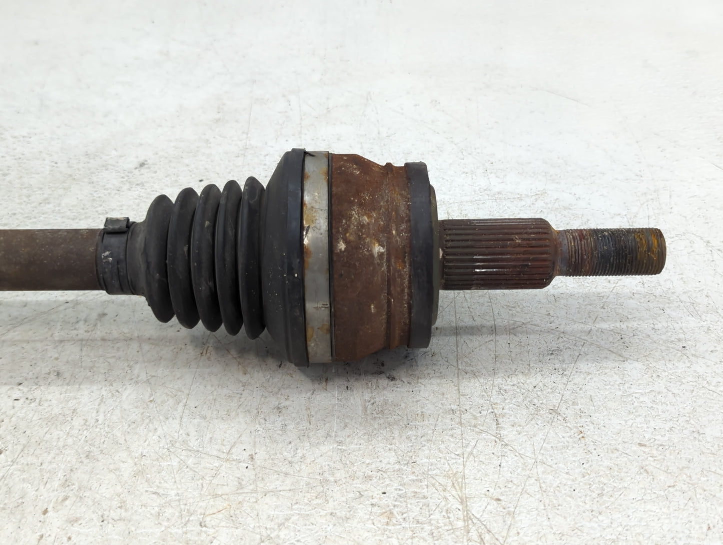 2011-2014 Chrysler 300 Axle Shaft Front Driver Cv C/v - Oemusedautoparts1.com