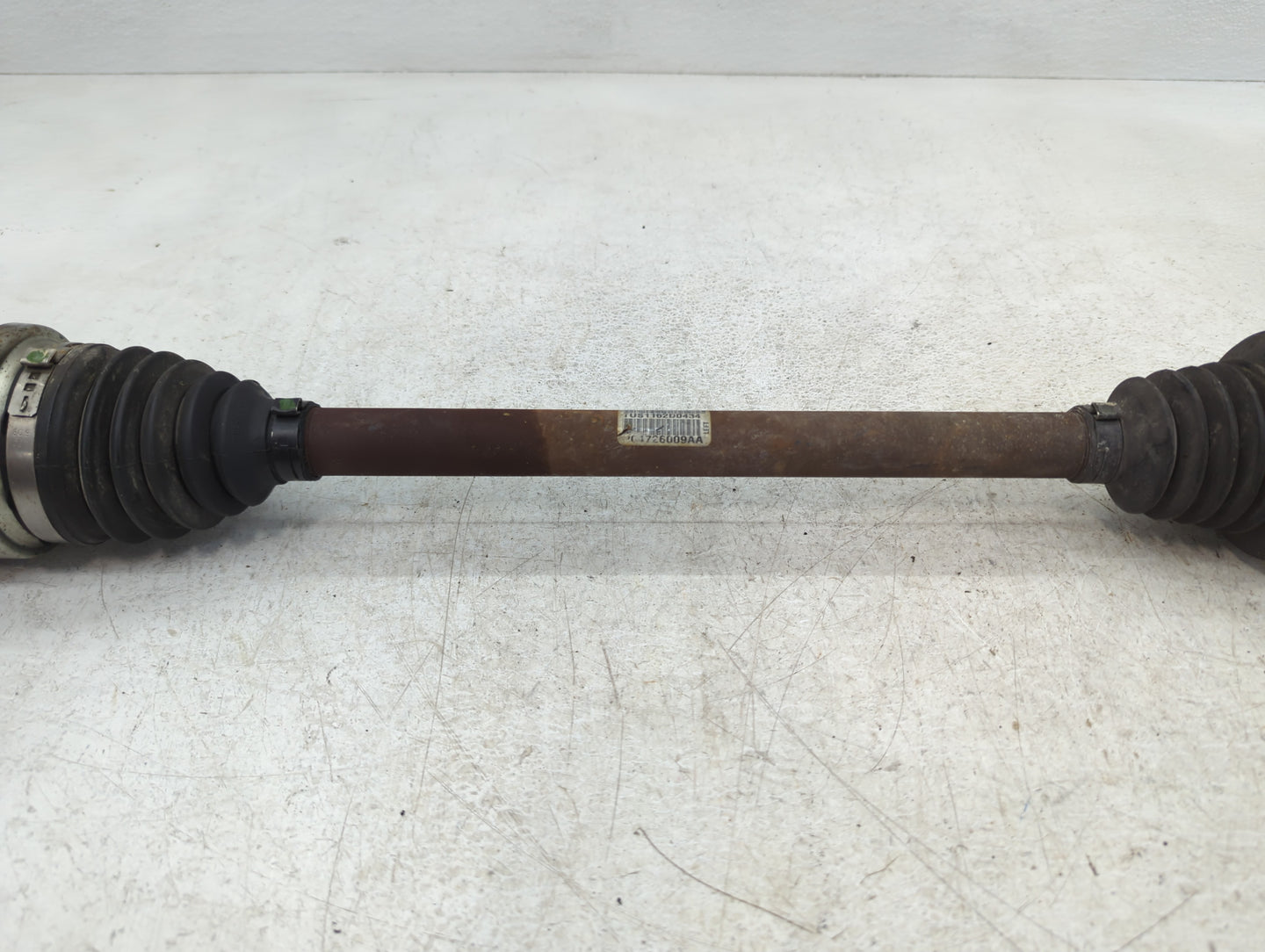 2011-2014 Chrysler 300 Axle Shaft Front Driver Cv C/v - Oemusedautoparts1.com