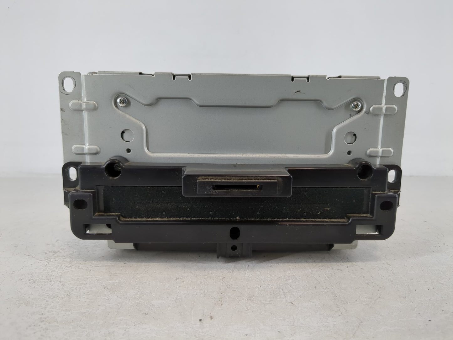 2012 Chrysler 300 Radio AM FM Cd Player Receiver Replacement P/N:P05091038AG 05064630AH Fits OEM Used Auto Parts - Oemusedau