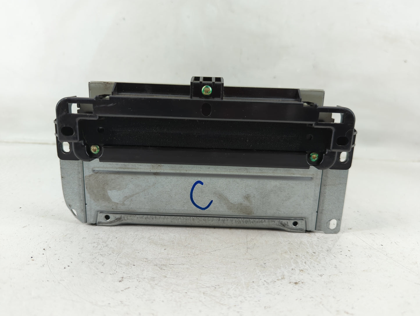 2012-2013 Chrysler 300 Radio AM FM Cd Player Receiver Replacement P/N:P05091103AB Fits Fits 2012 2013 OEM Used Auto Parts - 