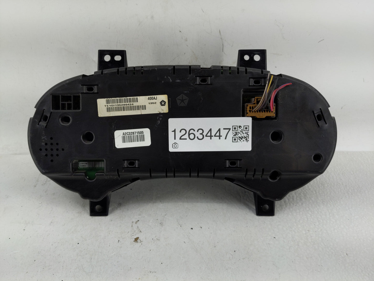 2012 Chrysler 300 Instrument Cluster Speedometer Gauges Fits OEM Used Auto Parts - Oemusedautoparts1.com