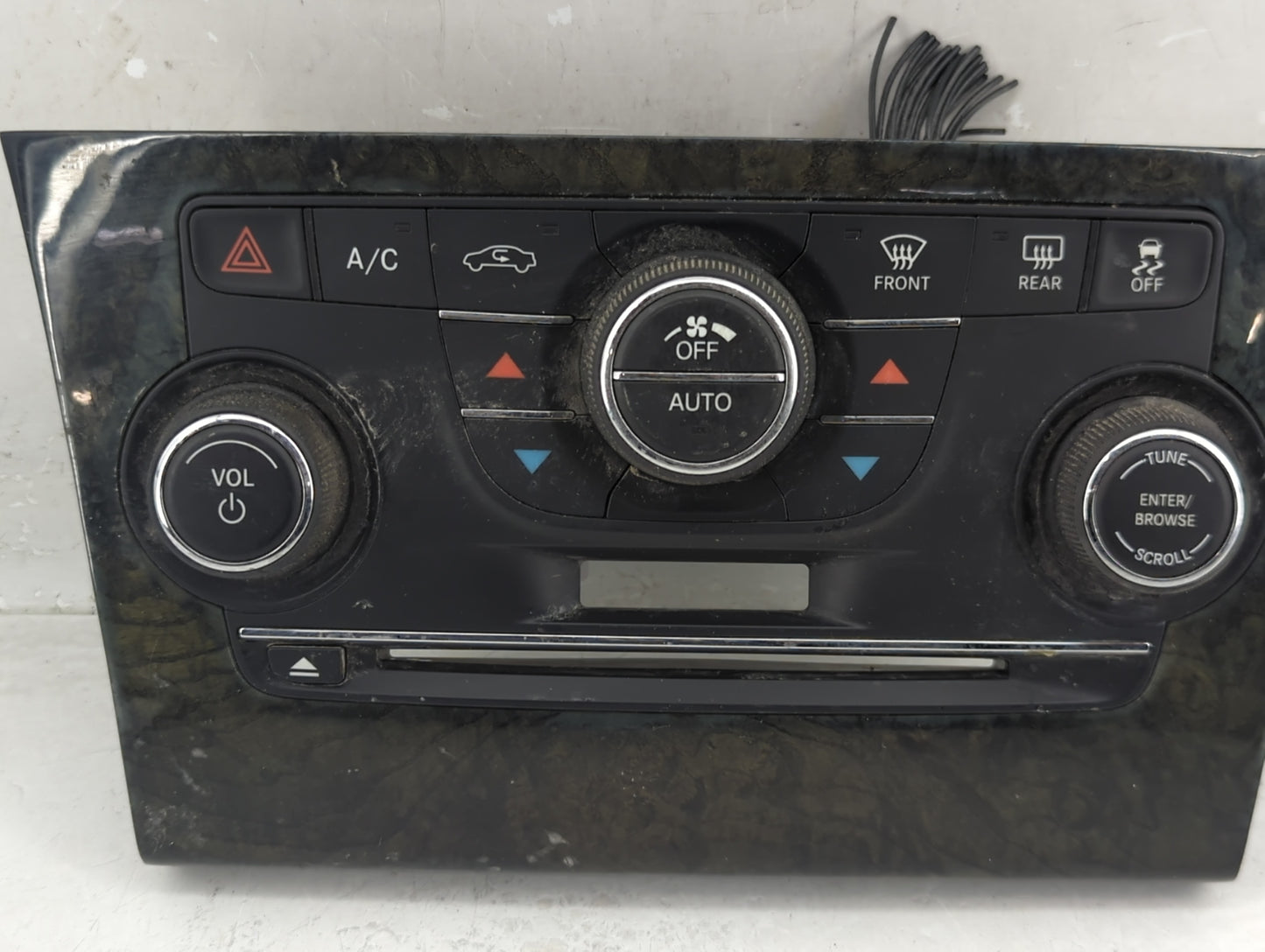 2011-2012 Chrysler 300 Climate Control Module Temperature AC/Heater Replacement P/N:1QH14AAAAC Fits Fits 2011 2012 OEM Used 