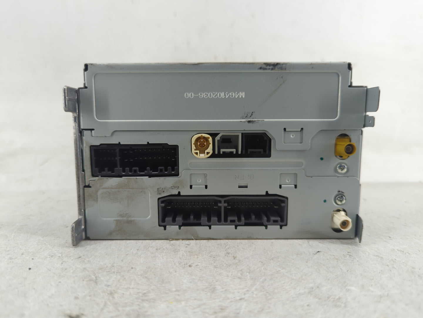 2012-2014 Chrysler 300 Radio AM FM Cd Player Receiver Replacement P/N:P05091035AI Fits Fits 2012 2013 2014 OEM Used Auto Par
