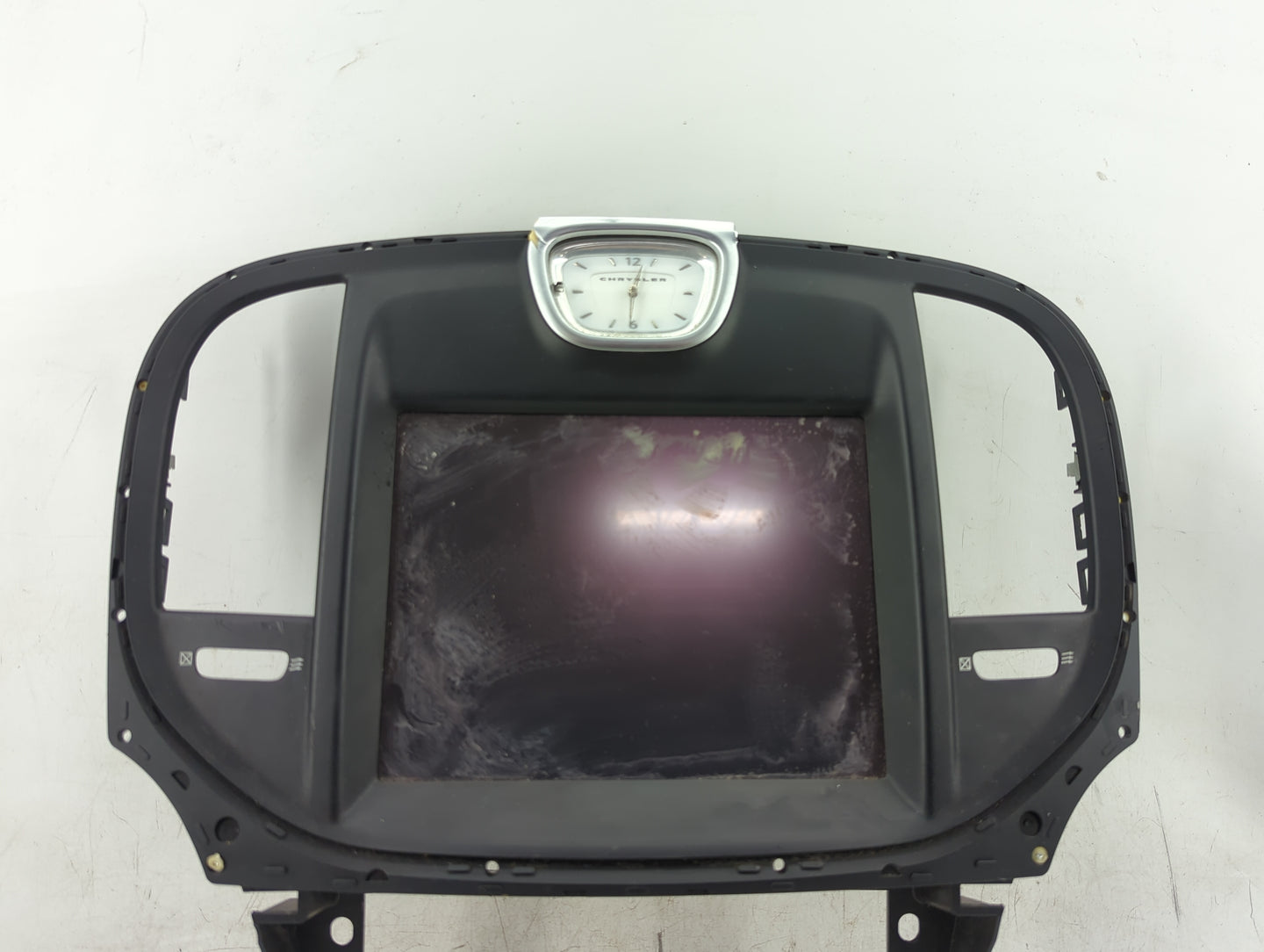 2012 Chrysler 300 Am Fm Cd Player Radio Receiver - Oemusedautoparts1.com
