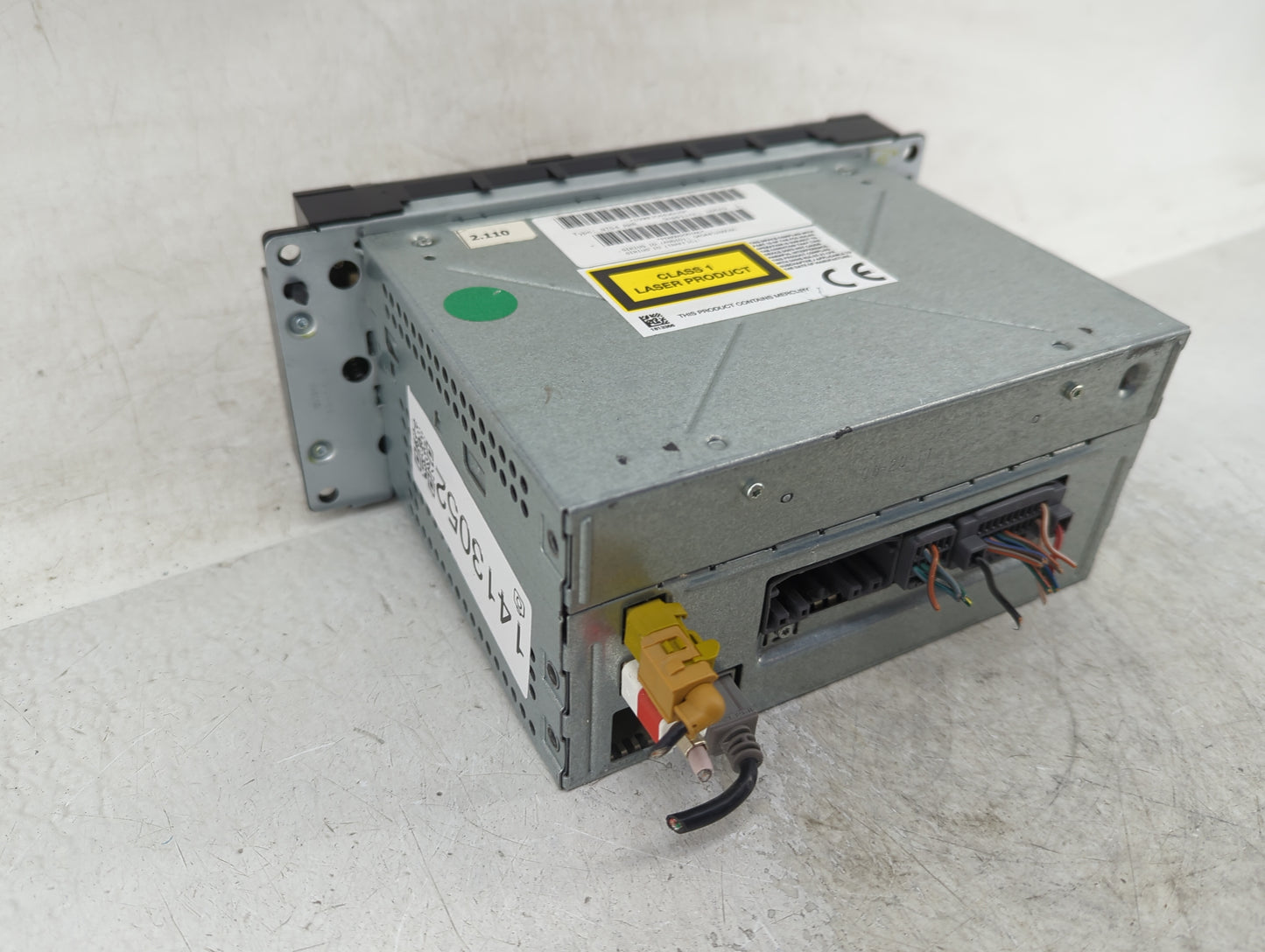2012 Chrysler 300 Radio AM FM Cd Player Receiver Replacement P/N:68092001AD Fits OEM Used Auto Parts - Oemusedautoparts1.com