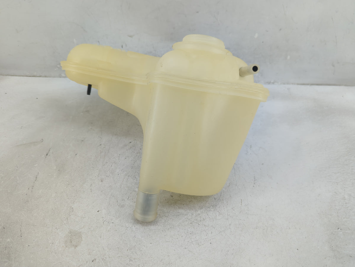 2011-2022 Chrysler 300 Radiator Coolant Overflow Expansion Tank Bottle 1416197 - Oemusedautoparts1.com