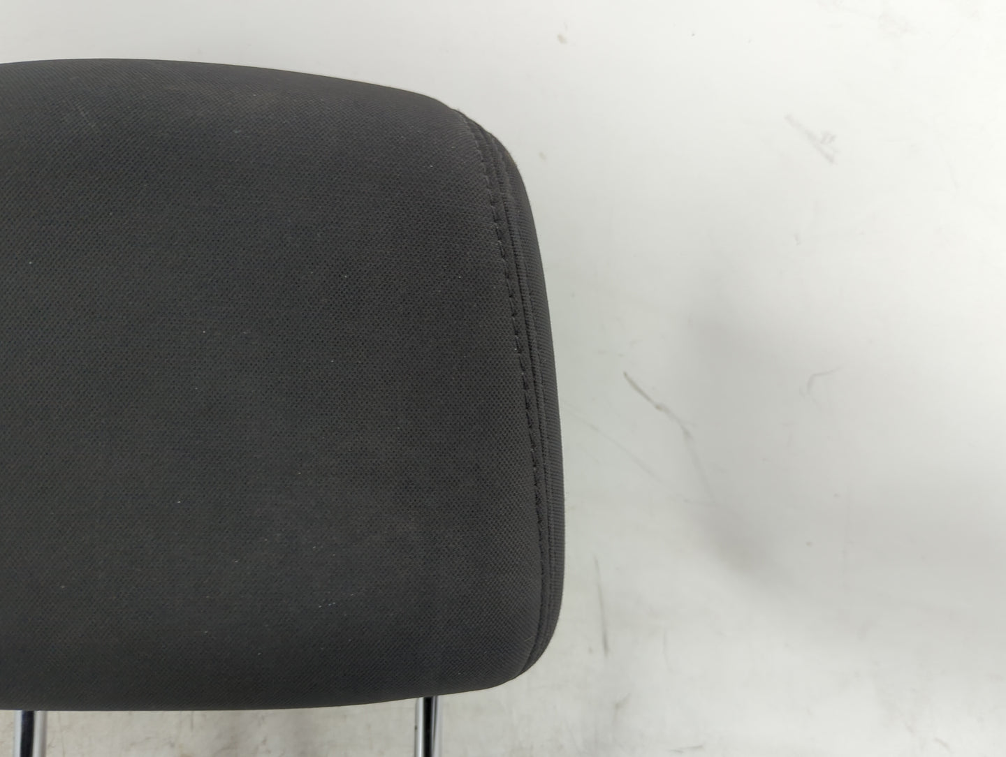 2011-2014 Chrysler 300 Headrest Head Rest Front Driver Passenger Seat - Oemusedautoparts1.com
