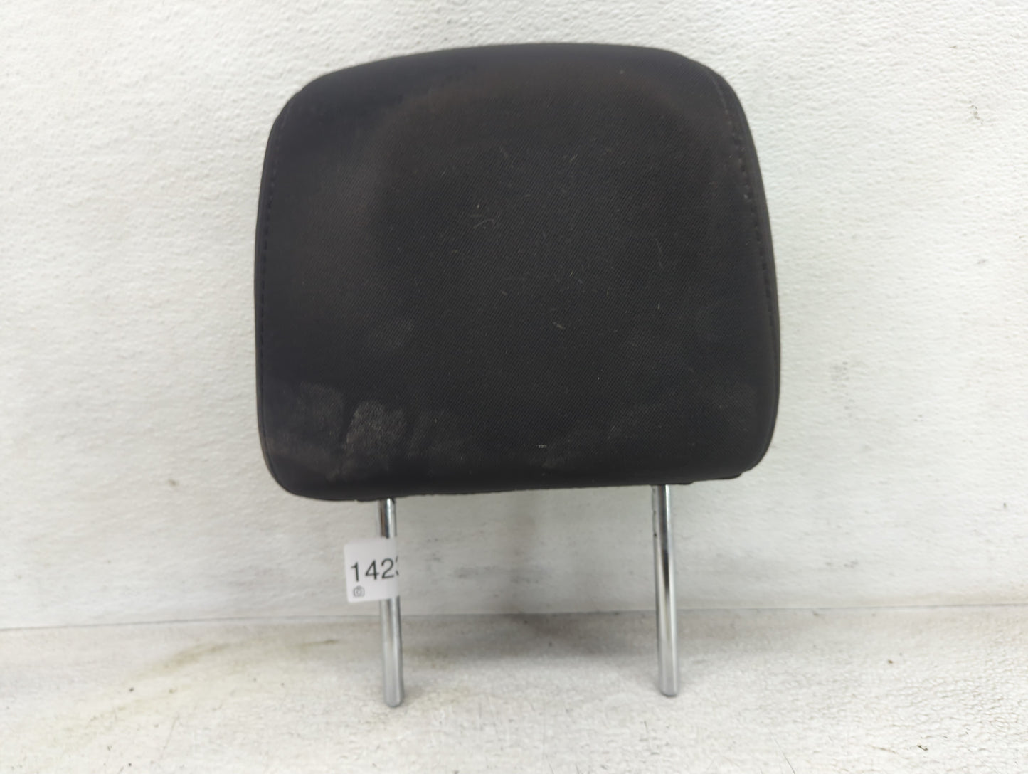 2011-2014 Chrysler 300 Headrest Head Rest Front Passenger Seat Black - Oemusedautoparts1.com