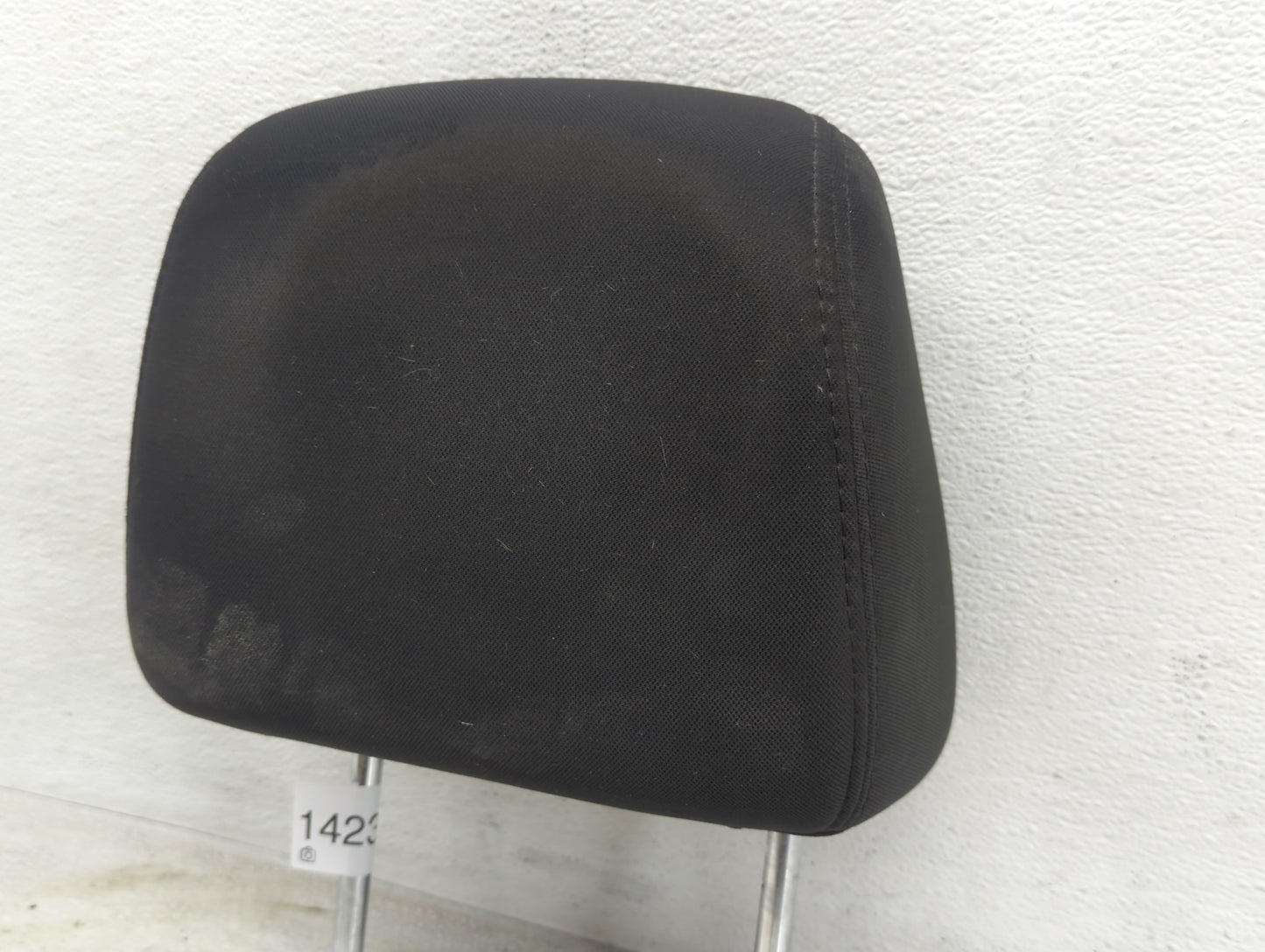 2011-2014 Chrysler 300 Headrest Head Rest Front Passenger Seat Black - Oemusedautoparts1.com