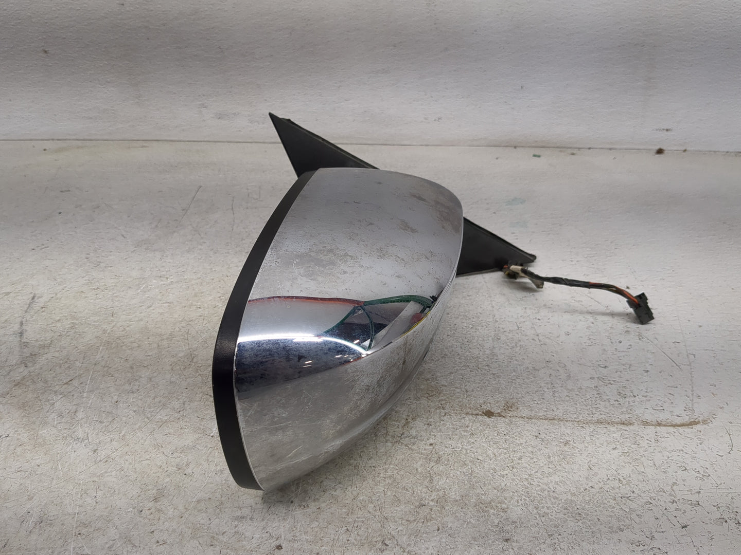 2012 Chrysler 300 Driver Left Side View Power Door Mirror Silver - Oemusedautoparts1.com