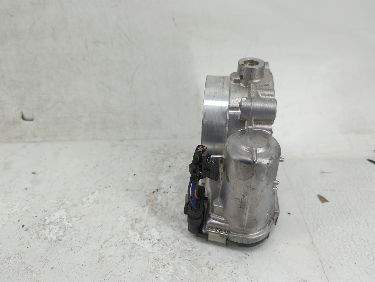 2011-2022 Chrysler 300 Throttle Body P/N:0 280 750 570 05184349AC Fits OEM Used Auto Parts - Oemusedautoparts1.com