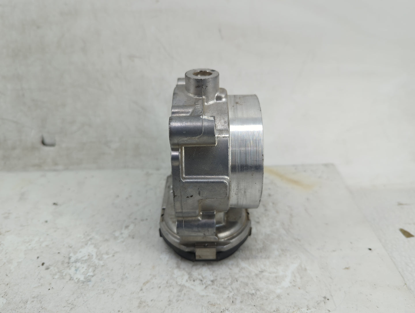 2011-2022 Chrysler 300 Throttle Body P/N:0 280 750 570 05184349AC Fits OEM Used Auto Parts - Oemusedautoparts1.com