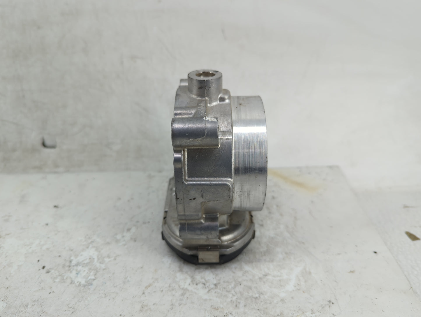 2011-2022 Chrysler 300 Throttle Body P/N:0 280 750 570 05184349AC Fits OEM Used Auto Parts - Oemusedautoparts1.com