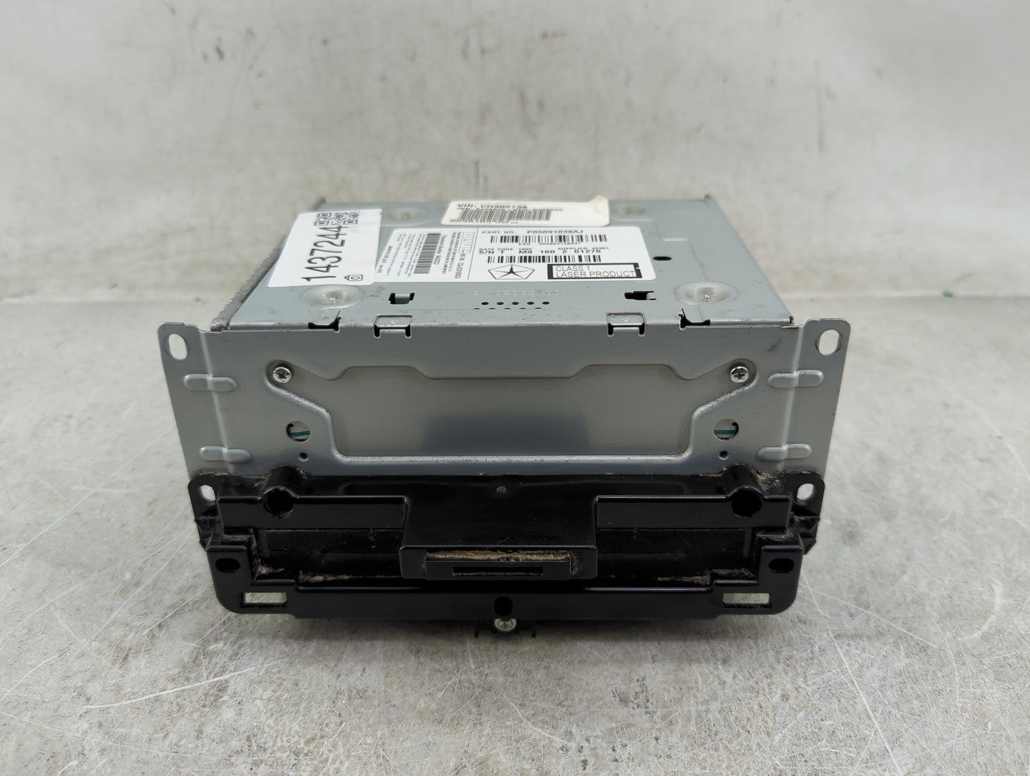 2012 Chrysler 300 Radio AM FM Cd Player Receiver Replacement P/N:P05091038AJ CQ-UC01E0GX Fits OEM Used Auto Parts - Oemuseda