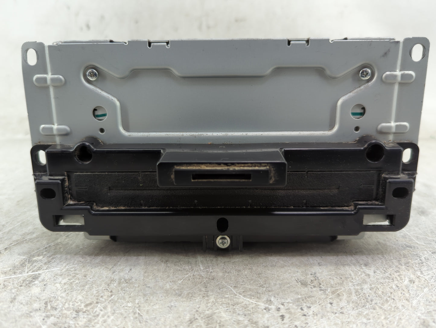 2012 Chrysler 300 Radio AM FM Cd Player Receiver Replacement P/N:P05091038AJ CQ-UC01E0GX Fits OEM Used Auto Parts - Oemuseda