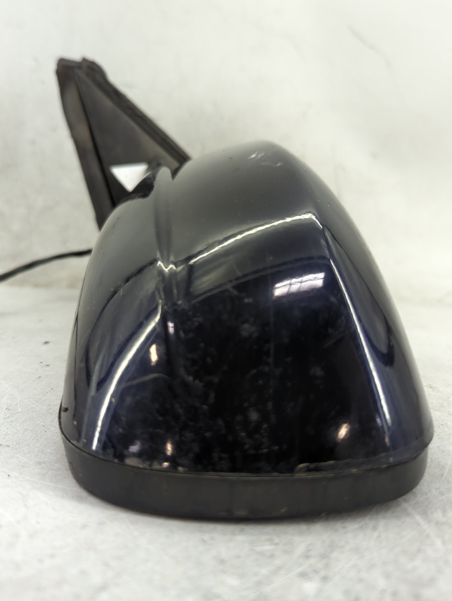 2012-2014 Chrysler 300 Driver Side View Mirror - Left Door Mirror OEM Used - Oemusedautoparts1.com