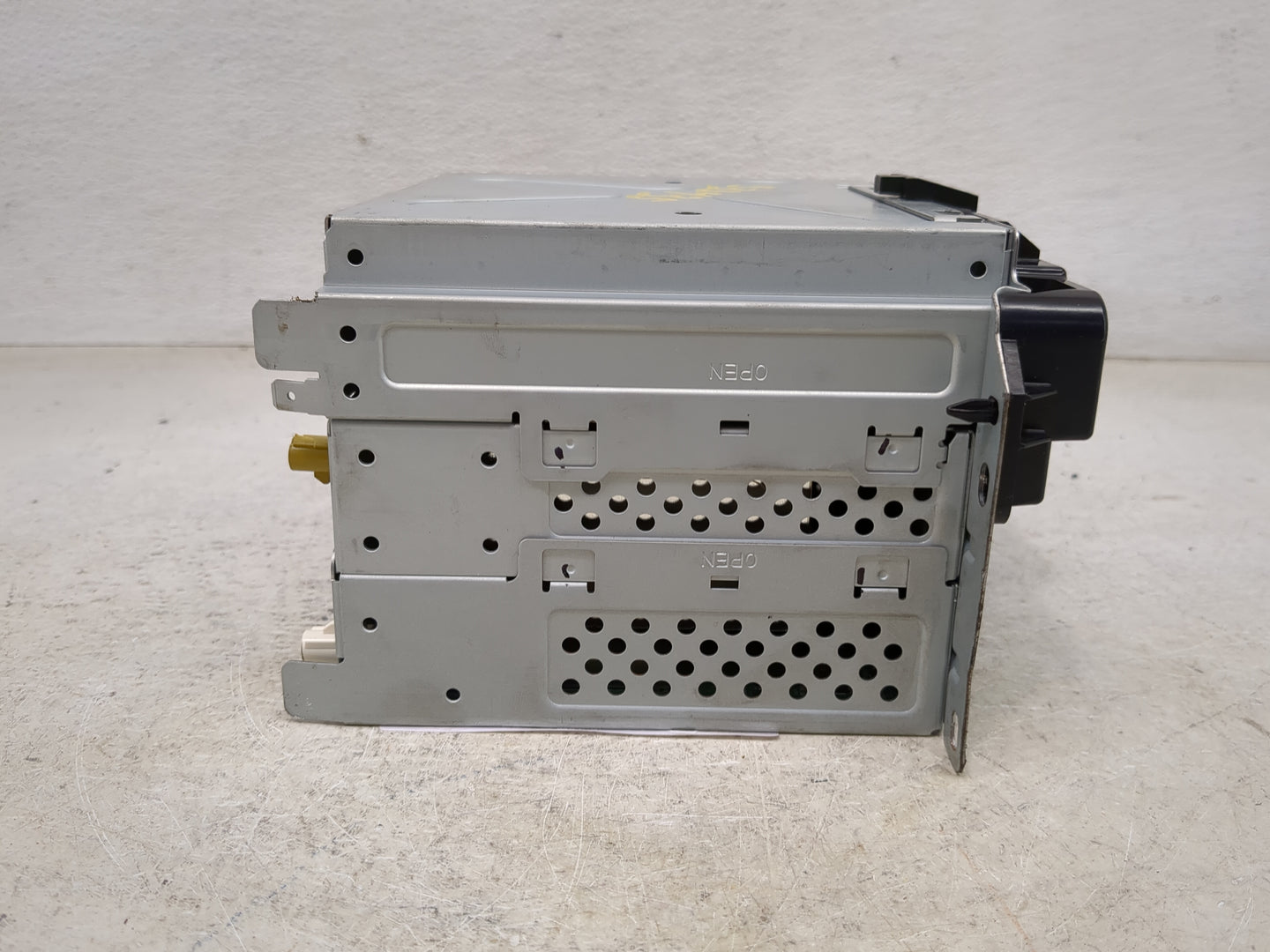 2012-2014 Chrysler 300 Radio AM FM Cd Player Receiver Replacement P/N:P05091035AH 05091035AH Fits Fits 2012 2013 2014 OEM Us