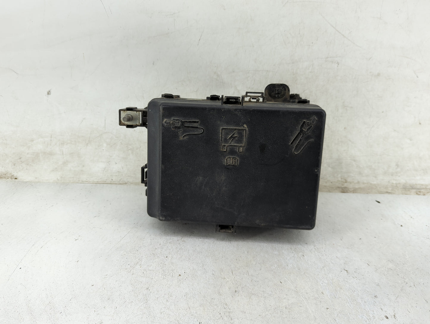 2012-2014 Chrysler 300 Fusebox Fuse Box Panel Relay Module P/N:P68081202 68081202AC, 16238AA Fits Fits 2012 2013 2014 OEM Us