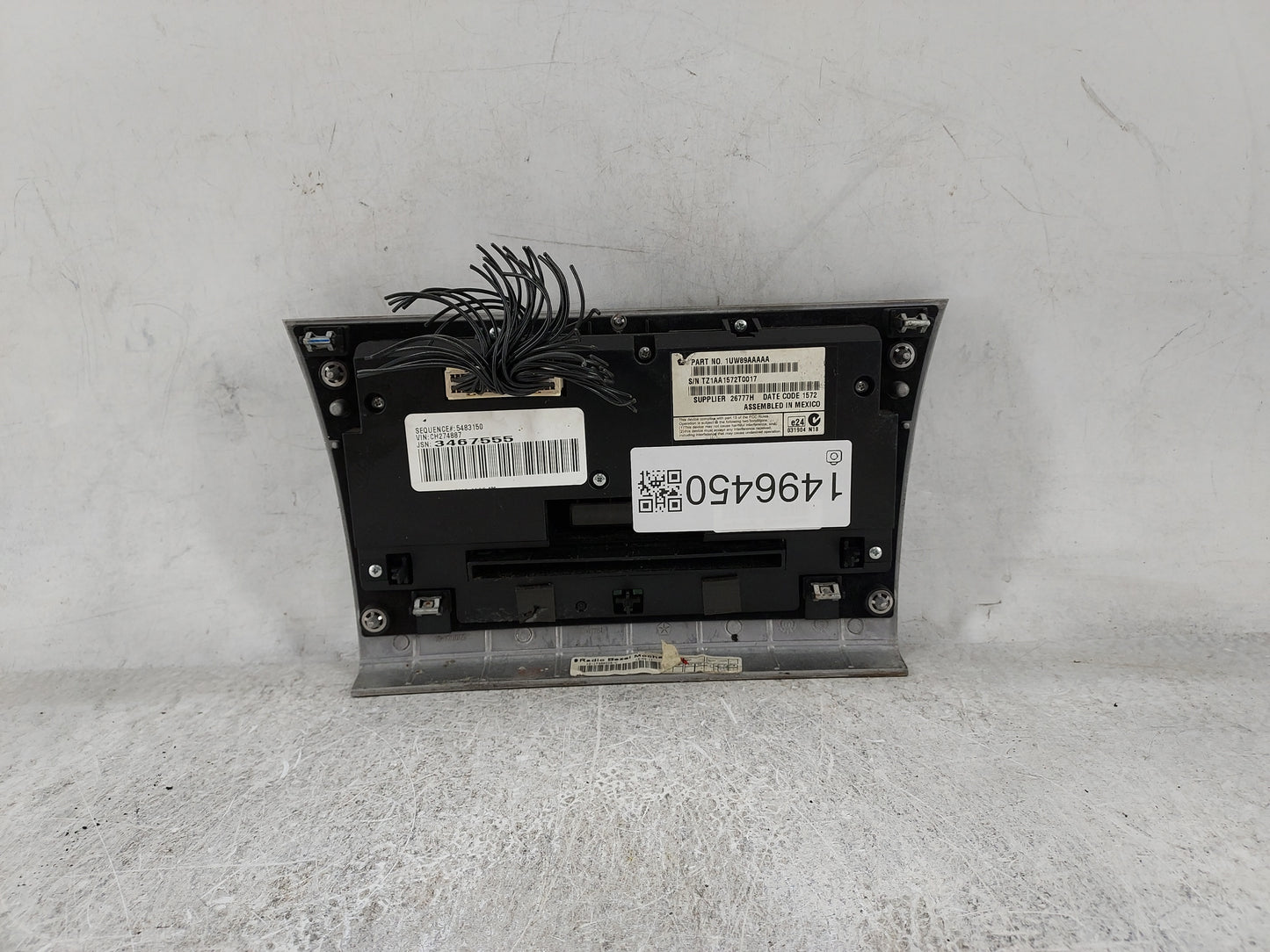 2011-2012 Chrysler 300 Climate Control Module Temperature AC/Heater Replacement P/N:1UW89AAAAA Fits Fits 2011 2012 OEM Used 