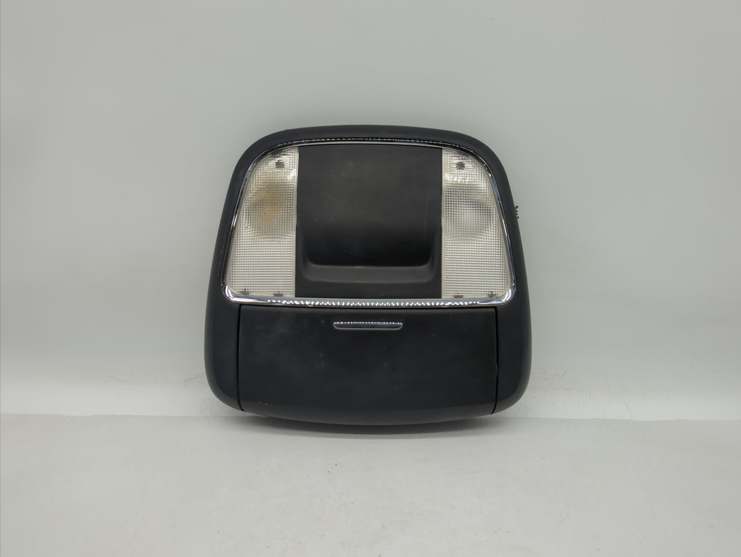 2011-2012 Chrysler 300 Overhead Console W/rear Climate Control - Oemusedautoparts1.com
