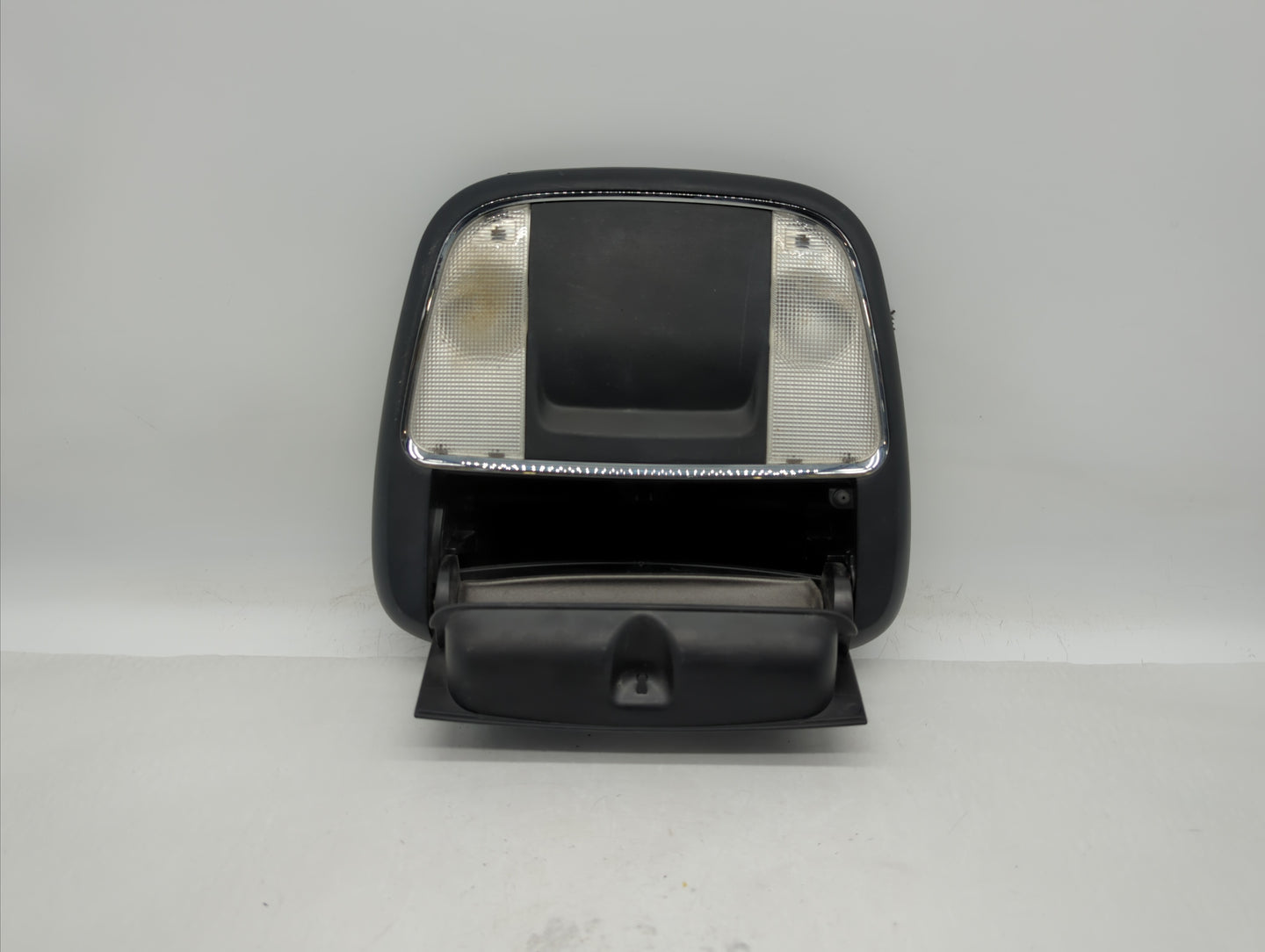 2011-2012 Chrysler 300 Overhead Console W/rear Climate Control - Oemusedautoparts1.com