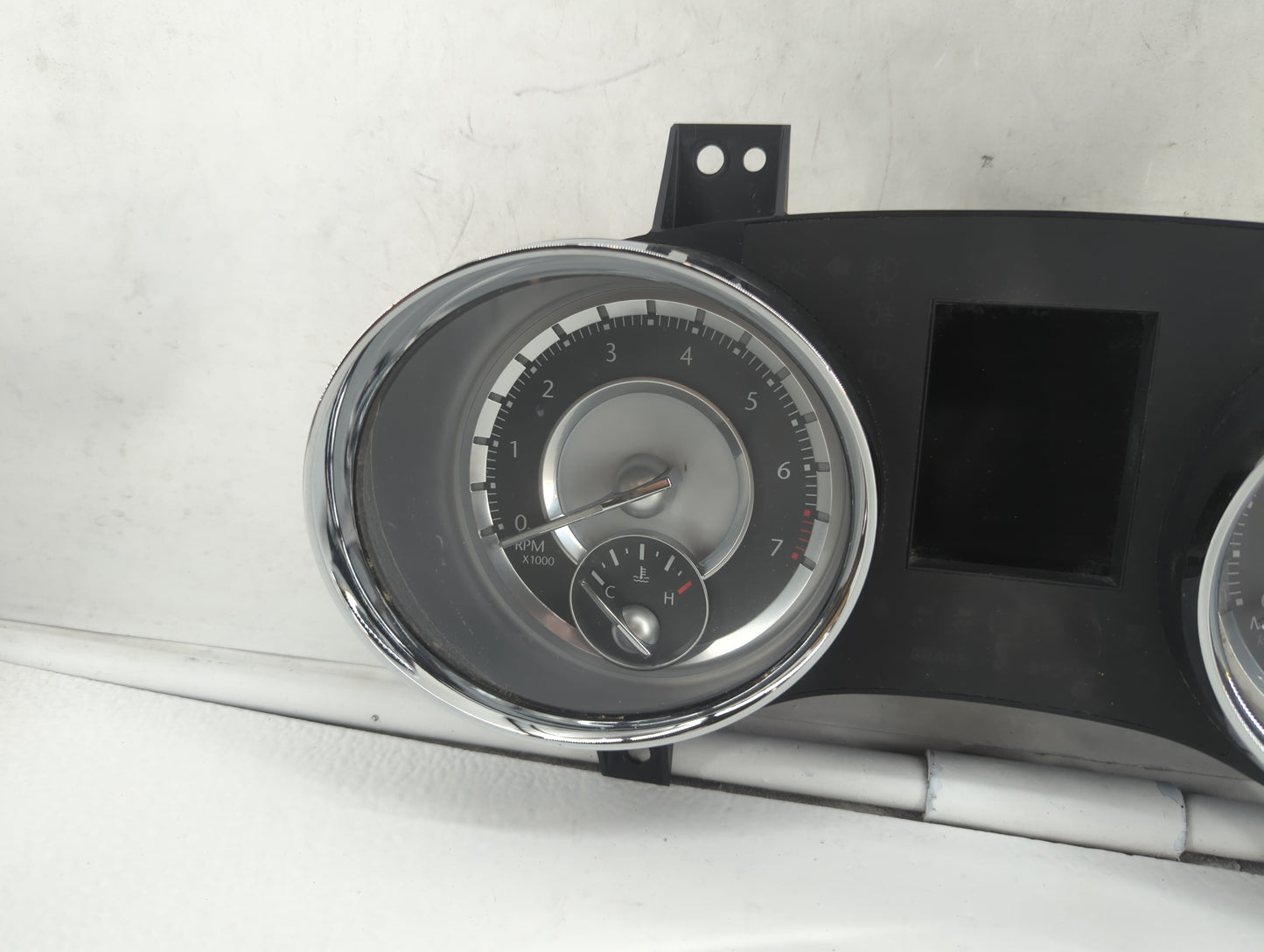 2012 Chrysler 300 Instrument Cluster Speedometer Gauges P/N:P56046398AJ 56046389AJ, P56046398AI, 56046389AH Fits OEM Used Au