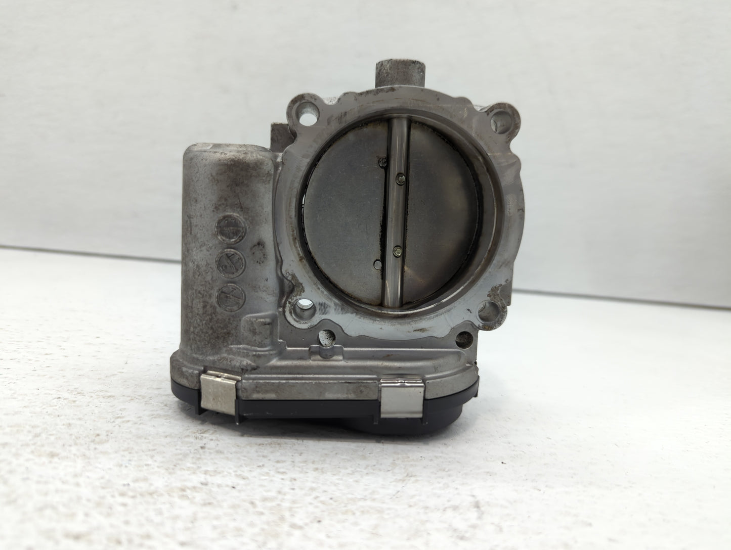 2011-2022 Chrysler 300 Throttle Body P/N:05184349AC Fits Fits 2011 2012 2013 2014 2015 2016 2017 2018 2019 2020 2021 2022 OE