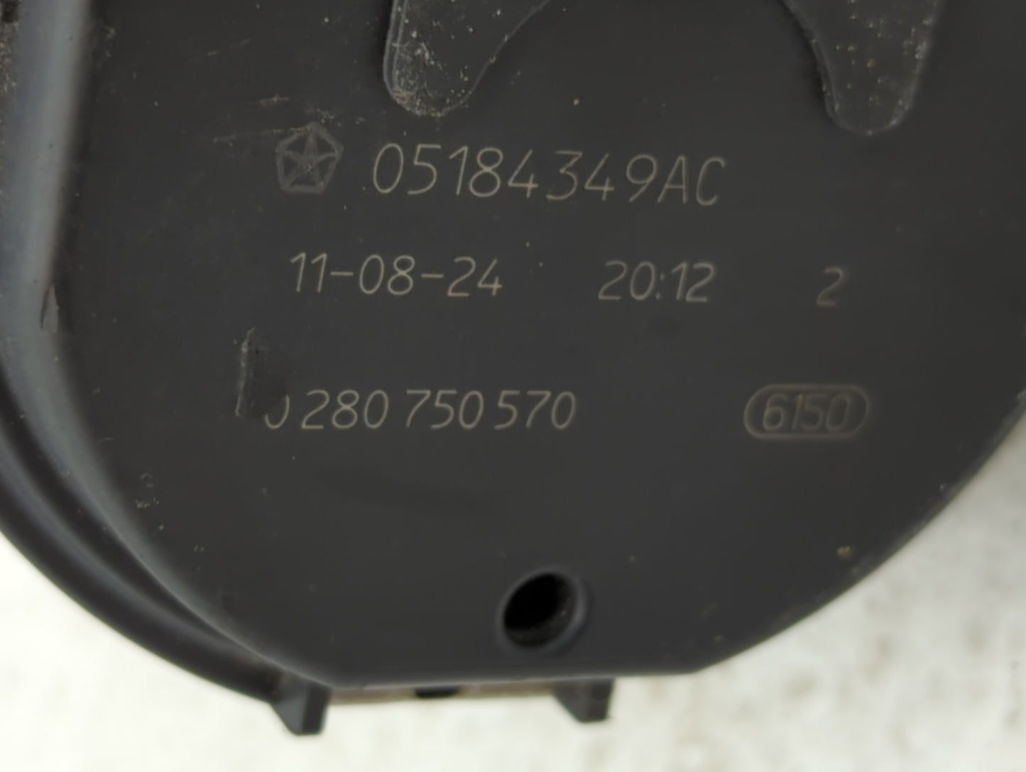 2011-2022 Chrysler 300 Throttle Body P/N:05184349AC Fits Fits 2011 2012 2013 2014 2015 2016 2017 2018 2019 2020 2021 2022 OE